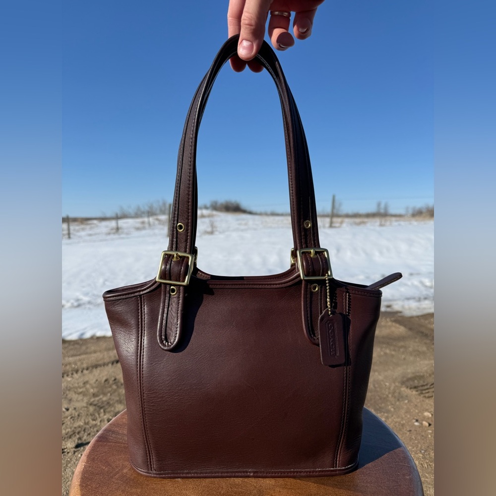 SOLD!! Vintage Coach Legacy Small Shopper